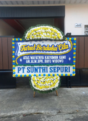 Papan Bunga Duka di Blitar
